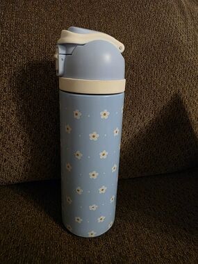 Blue Floral Stainless Water Bottle with Cream Lid